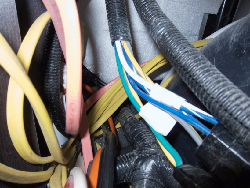 6/2 wire, RJ11, and 18/2 fished to the bathroom