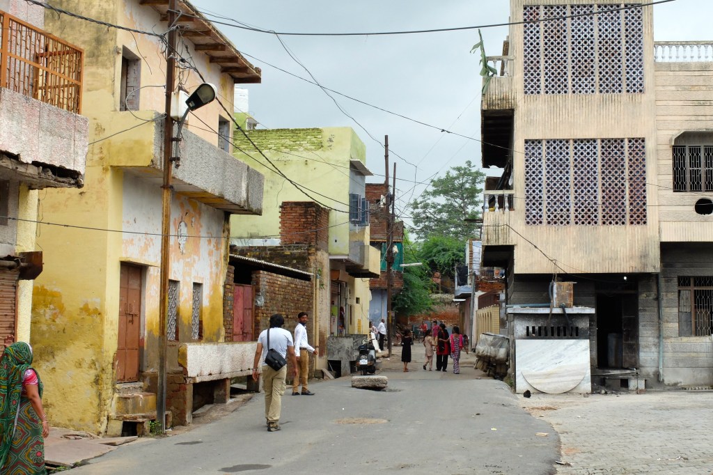 Apartments above steer-level shops