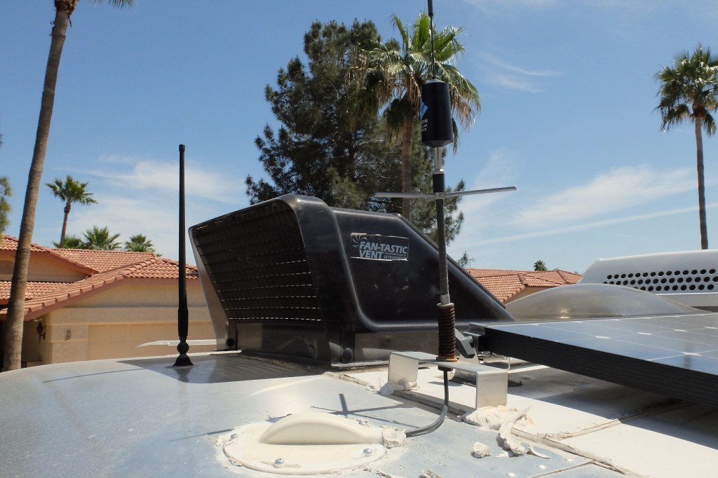 A 2G/3G antenna to be replaced 