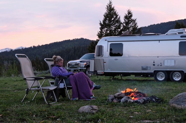 6511DFDF-27ED-4A24-AFFF-A2F9BF8D00FF