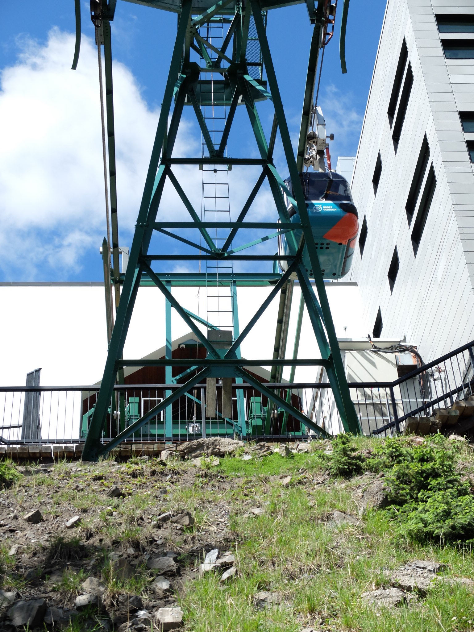 63ACBDEB-585A-4B57-BD33-6B0799245144