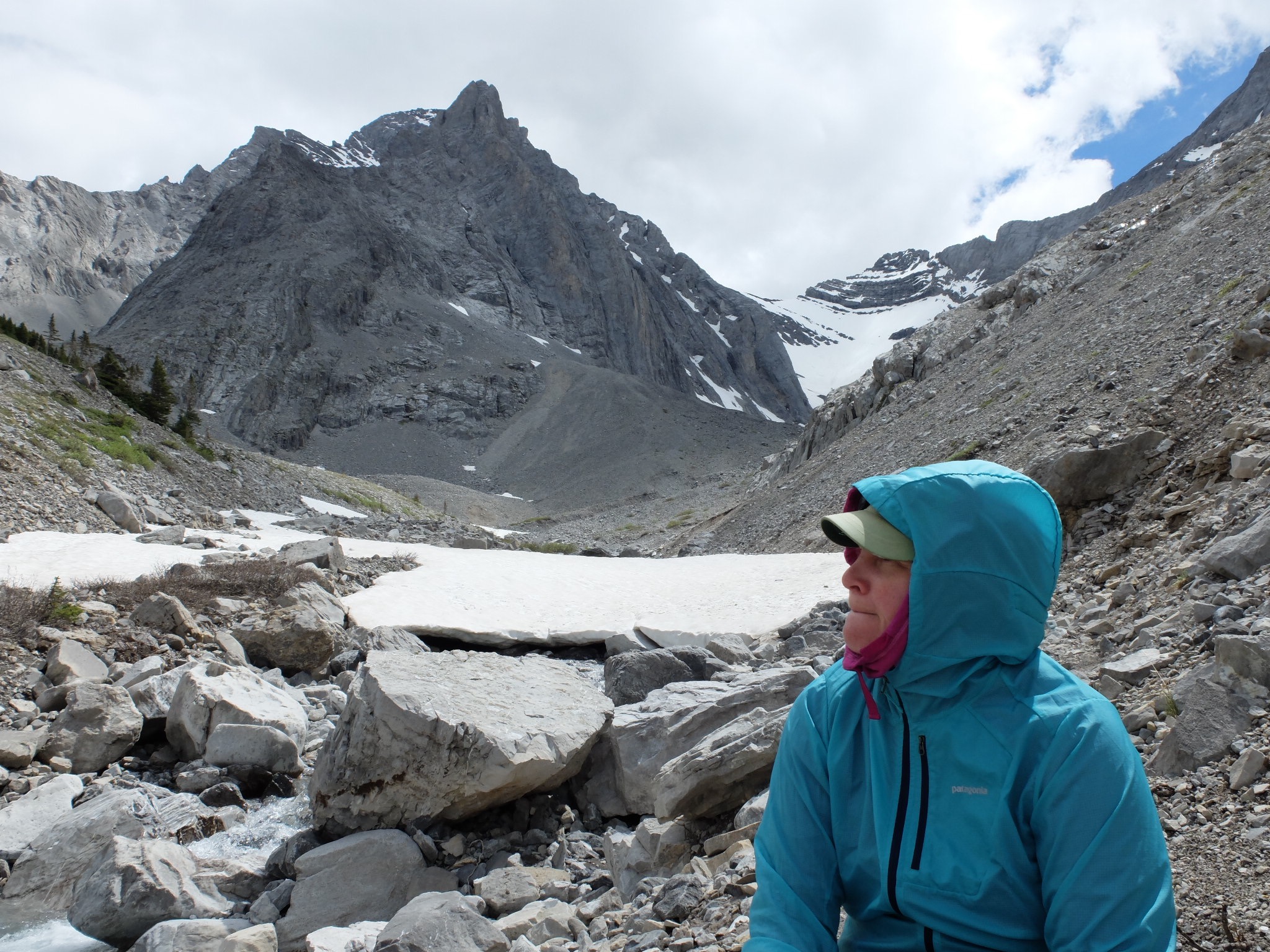 70AF1E9A-1098-41E8-A0C3-66372F155404