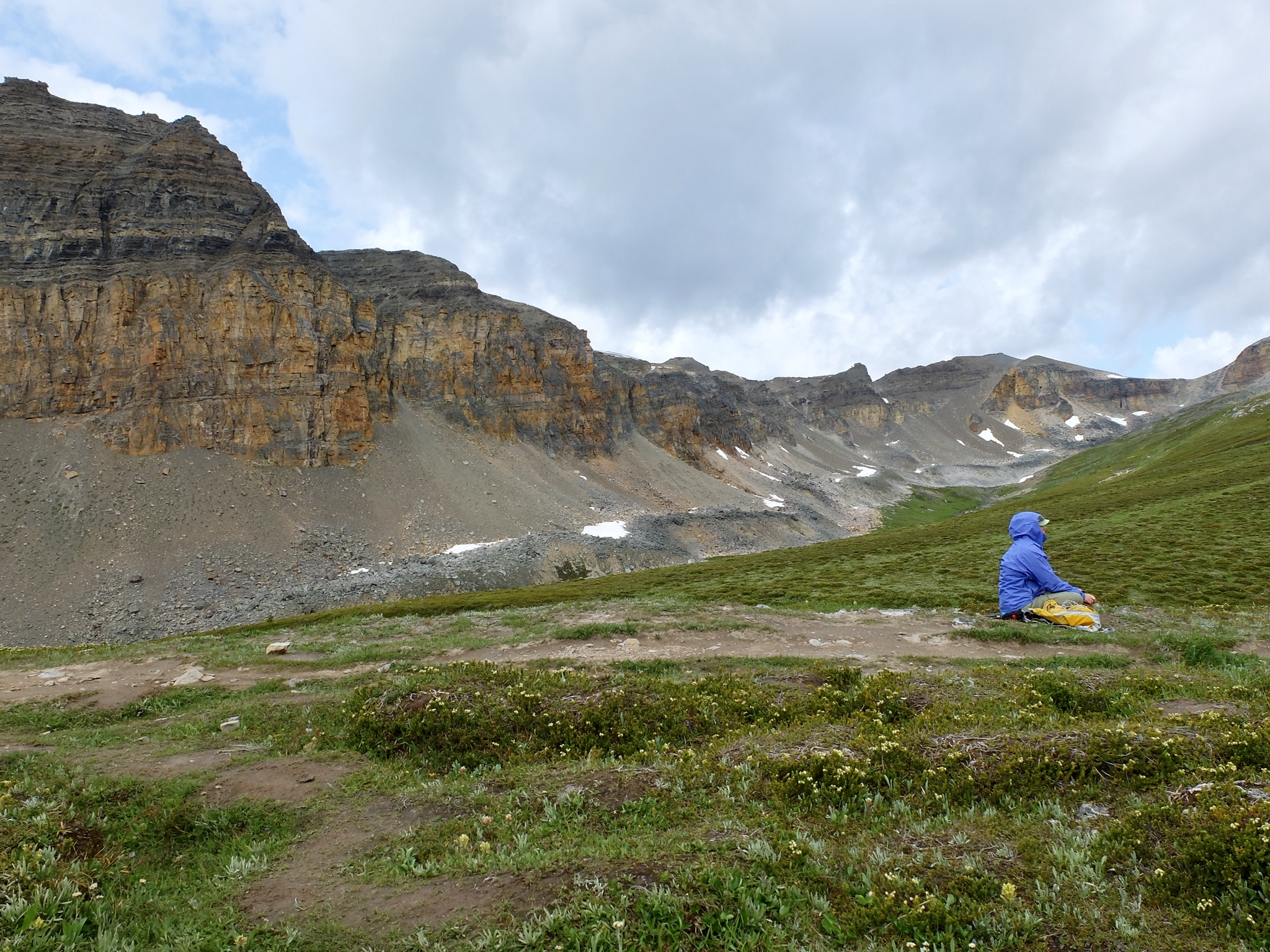 B043A942-7D73-420E-99CB-64559338DEE1