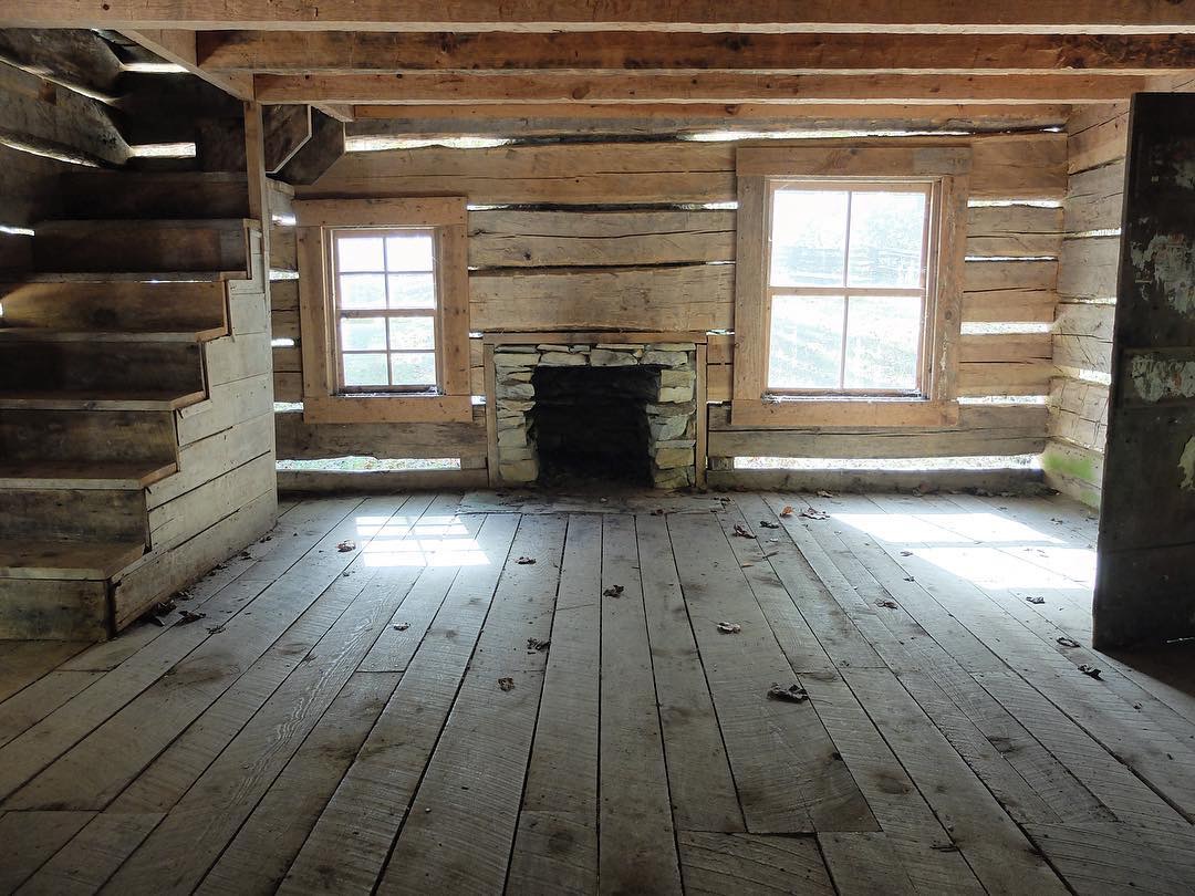 35B2E0BD-5DE4-4EC4-B5D0-3DC415AFC47F